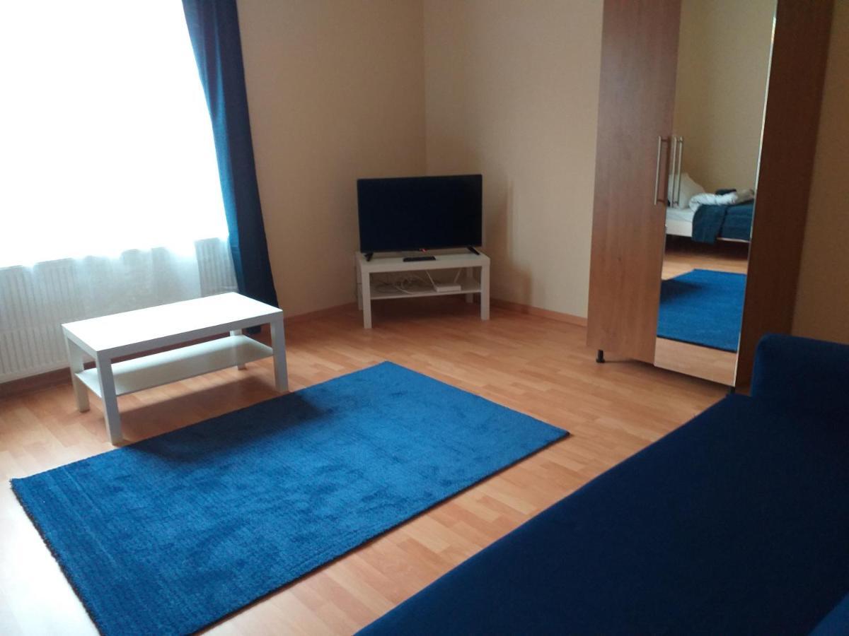 Budapest Airport , In Appartement Vecsés